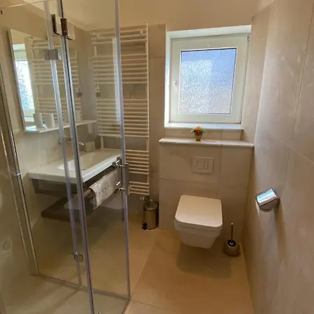 Krabbe 12 غريتسيل